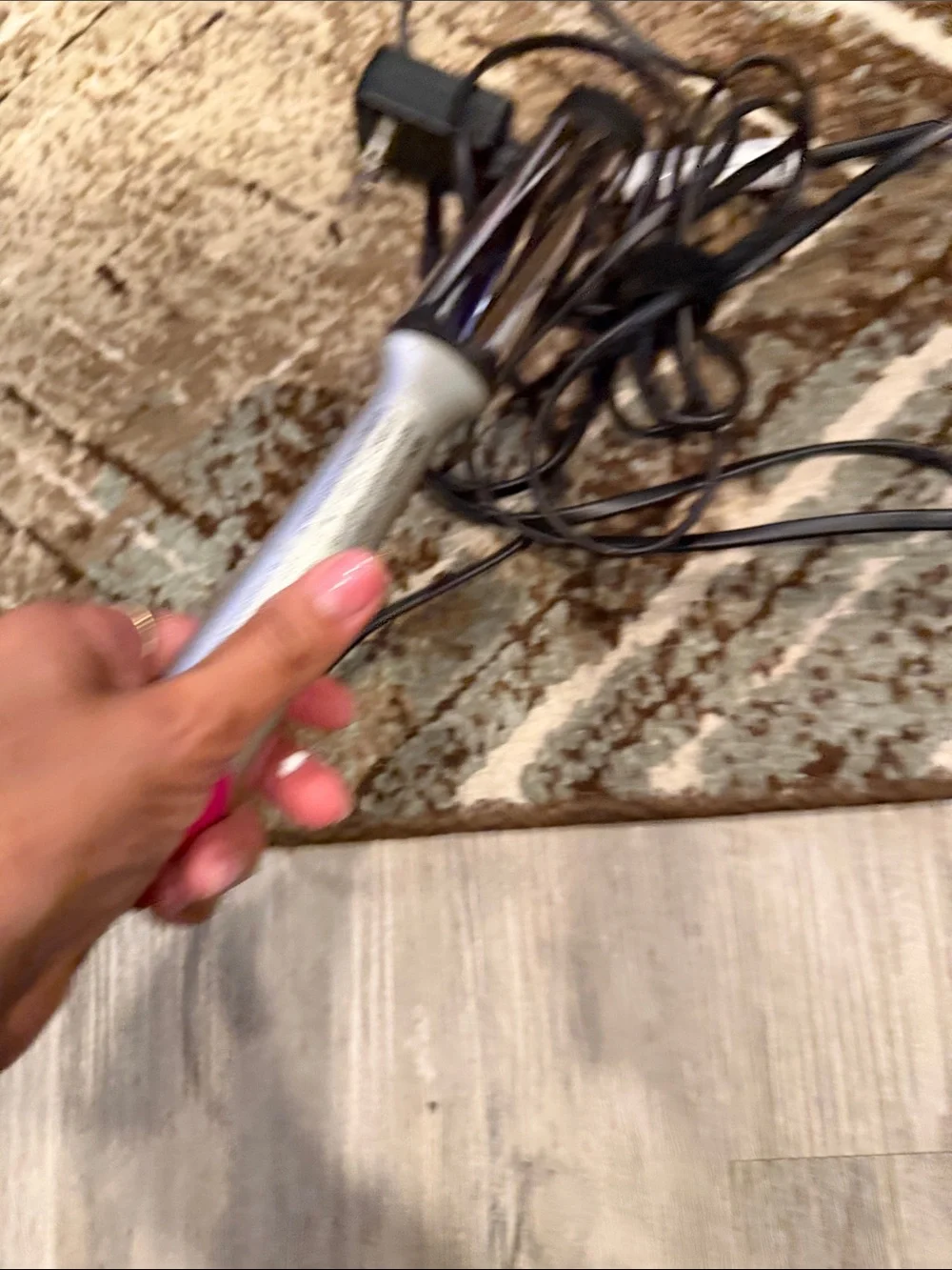 Silver and Pink Curling Wand - blow prop titanium Sleek Heat Styling for Women